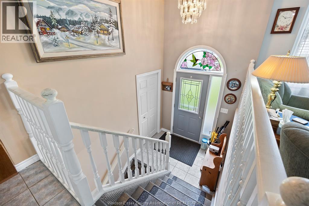 150 ROSEANN DRIVE - 15