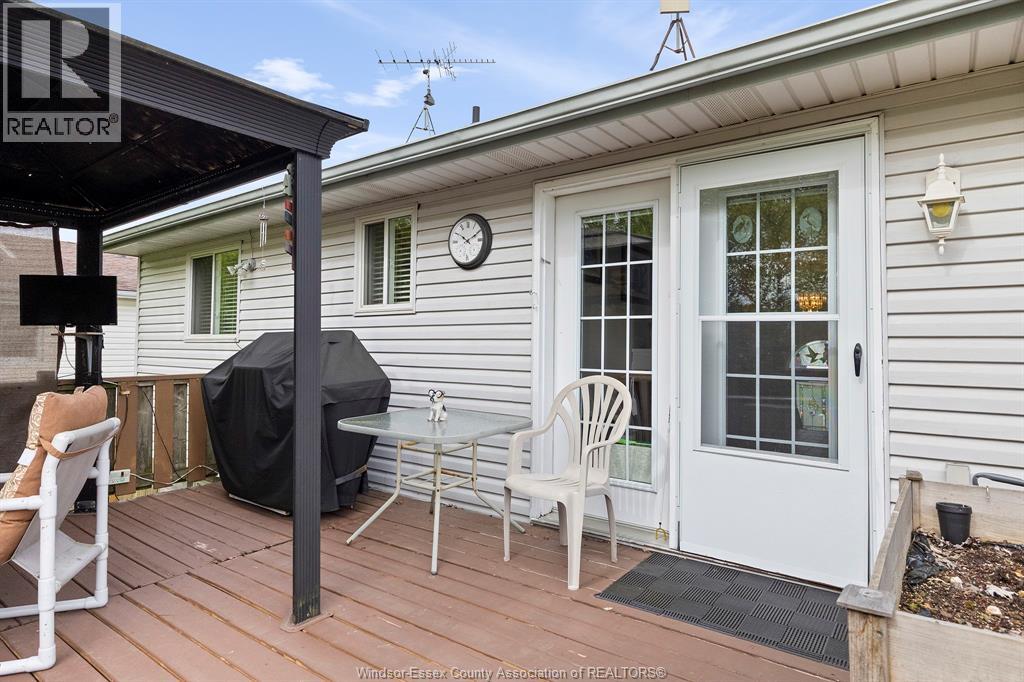 150 ROSEANN DRIVE - 27