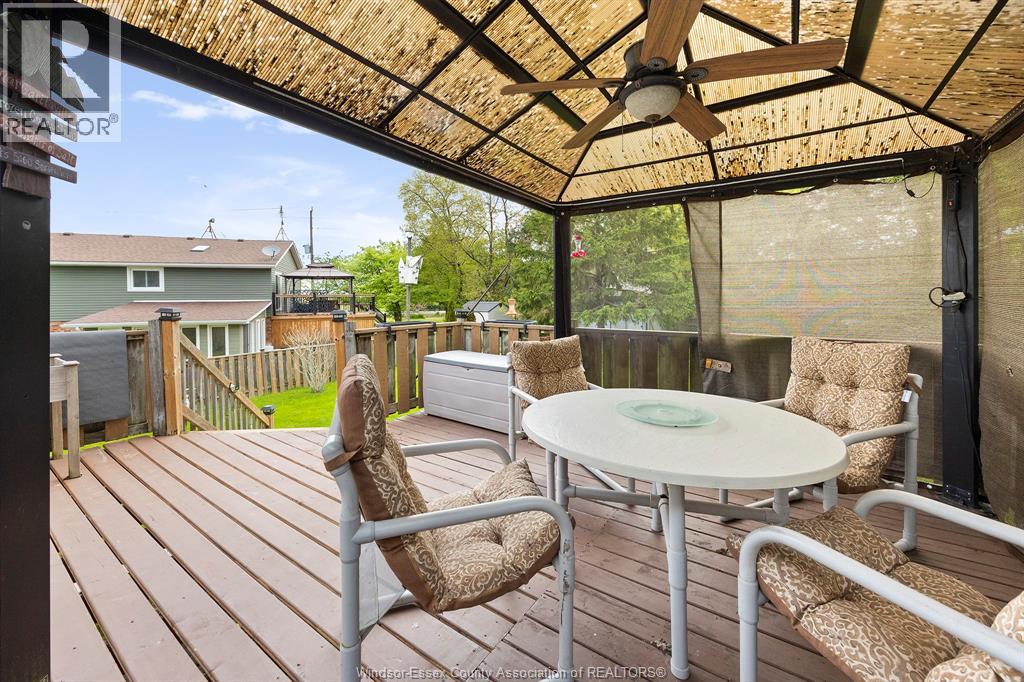 150 ROSEANN DRIVE - 26
