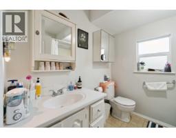 1649 Grant Street, Vancouver, BC V5L2Y4 Photo 9