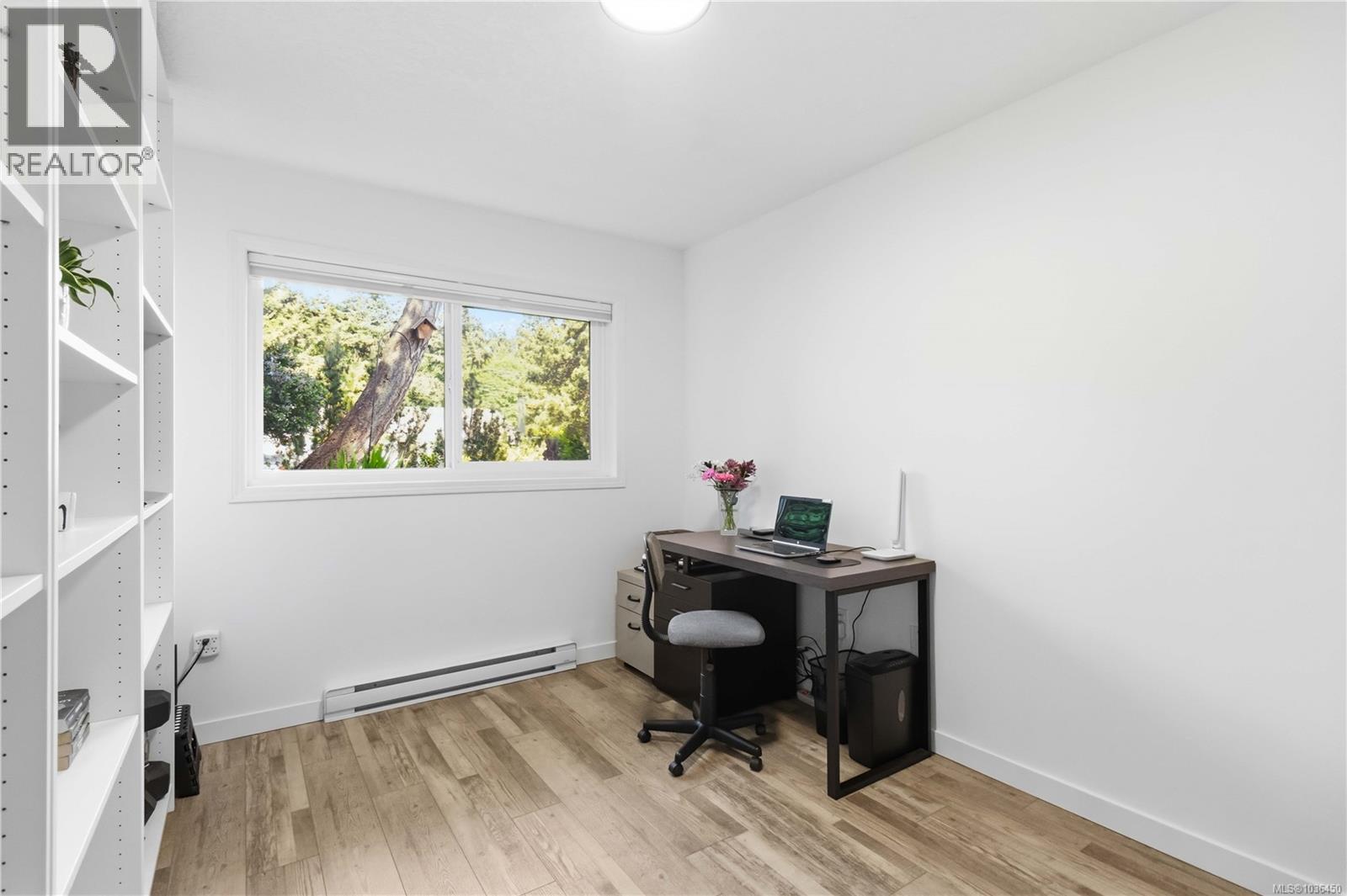 3291 Mary Anne Cres - 22