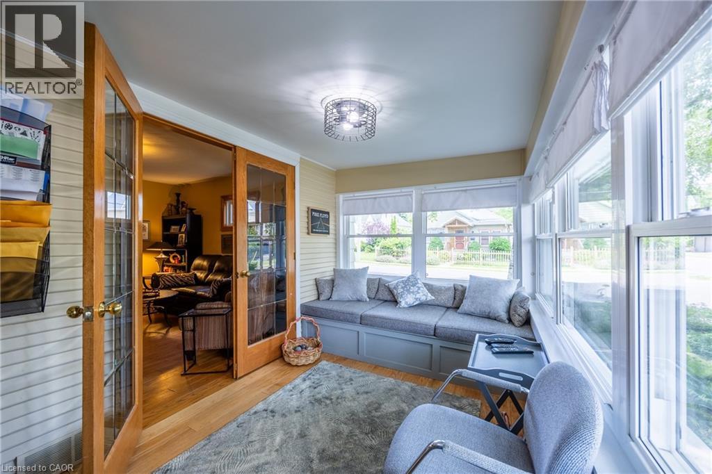5 HAWTHORNE Avenue - 19