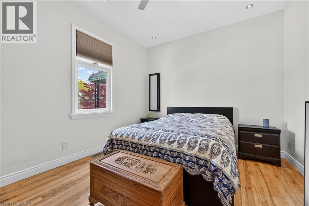 29 MILL Street, Hamilton, Ontario, L8R2E2 — Photo 12