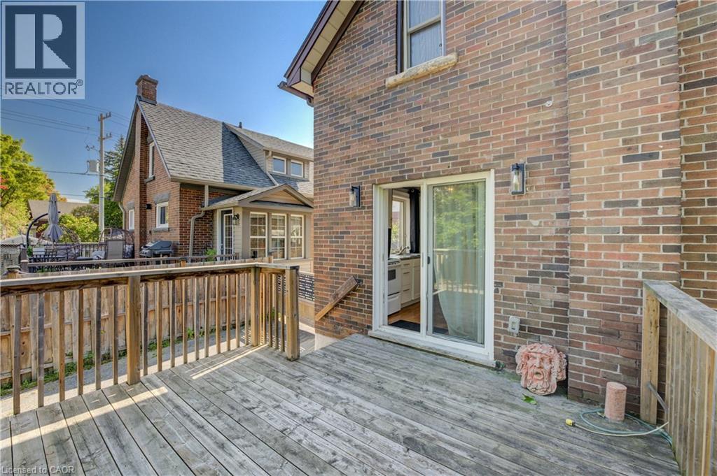 350 VICTORIA Street S, Kitchener, Ontario, N2M3A5 — Photo 4