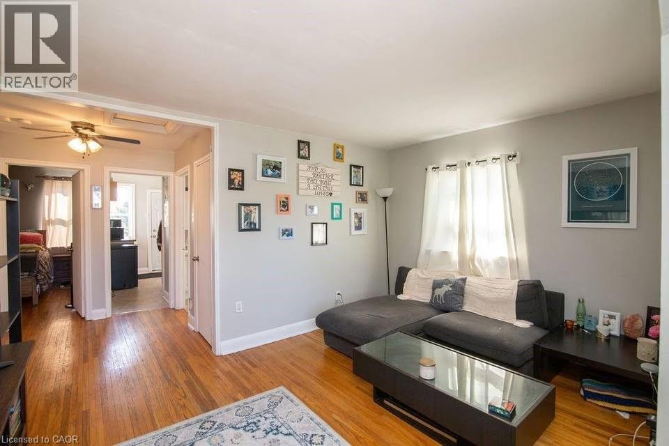 245 EAST 22ND Street Unit# Upper, Hamilton, Ontario, L8V2V8 — Photo 2