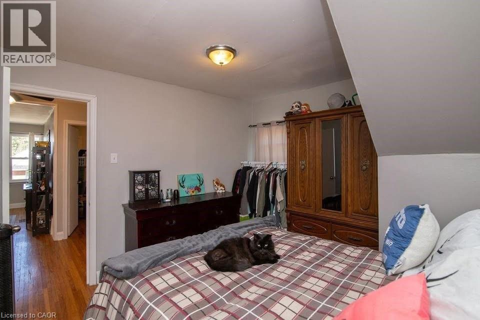 245 EAST 22ND Street Unit# Upper, Hamilton, Ontario, L8V2V8 — Photo 8