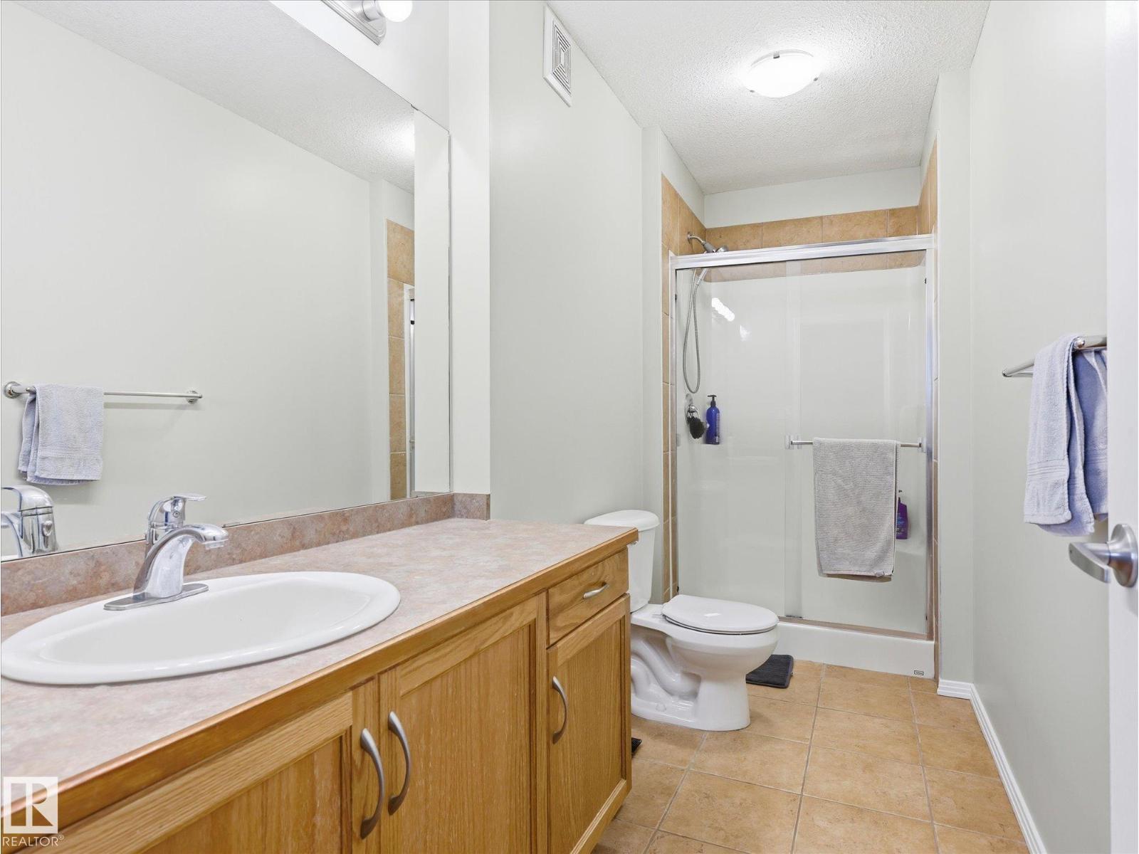 #268 4823 104A ST NW - 16
