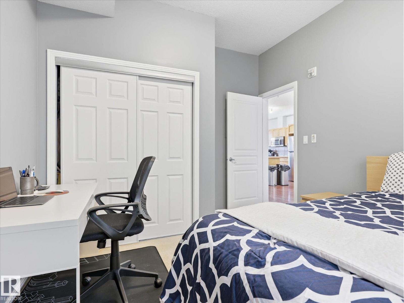 #268 4823 104A ST NW - 18