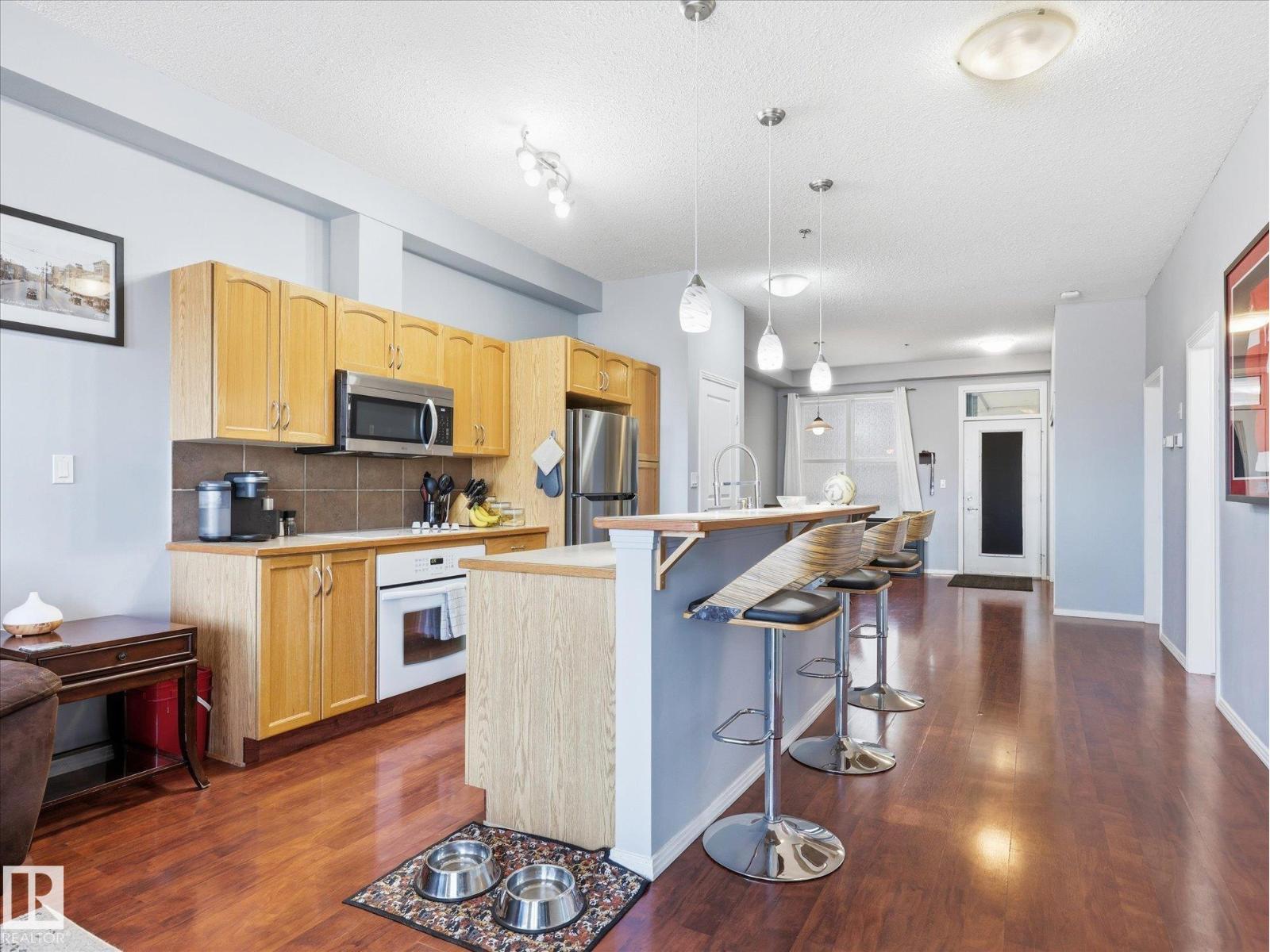 #268 4823 104A ST NW - 5