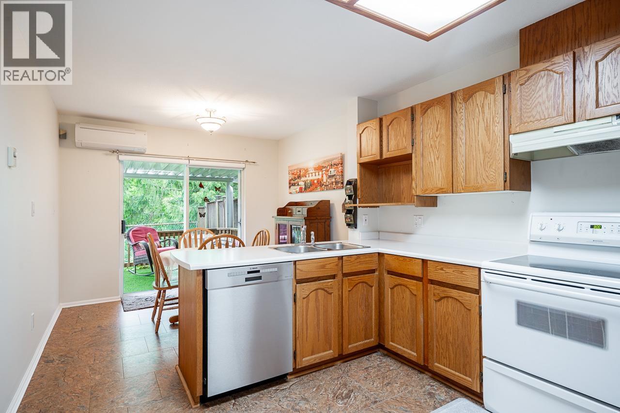 18 22308 124 AVENUE, Maple Ridge