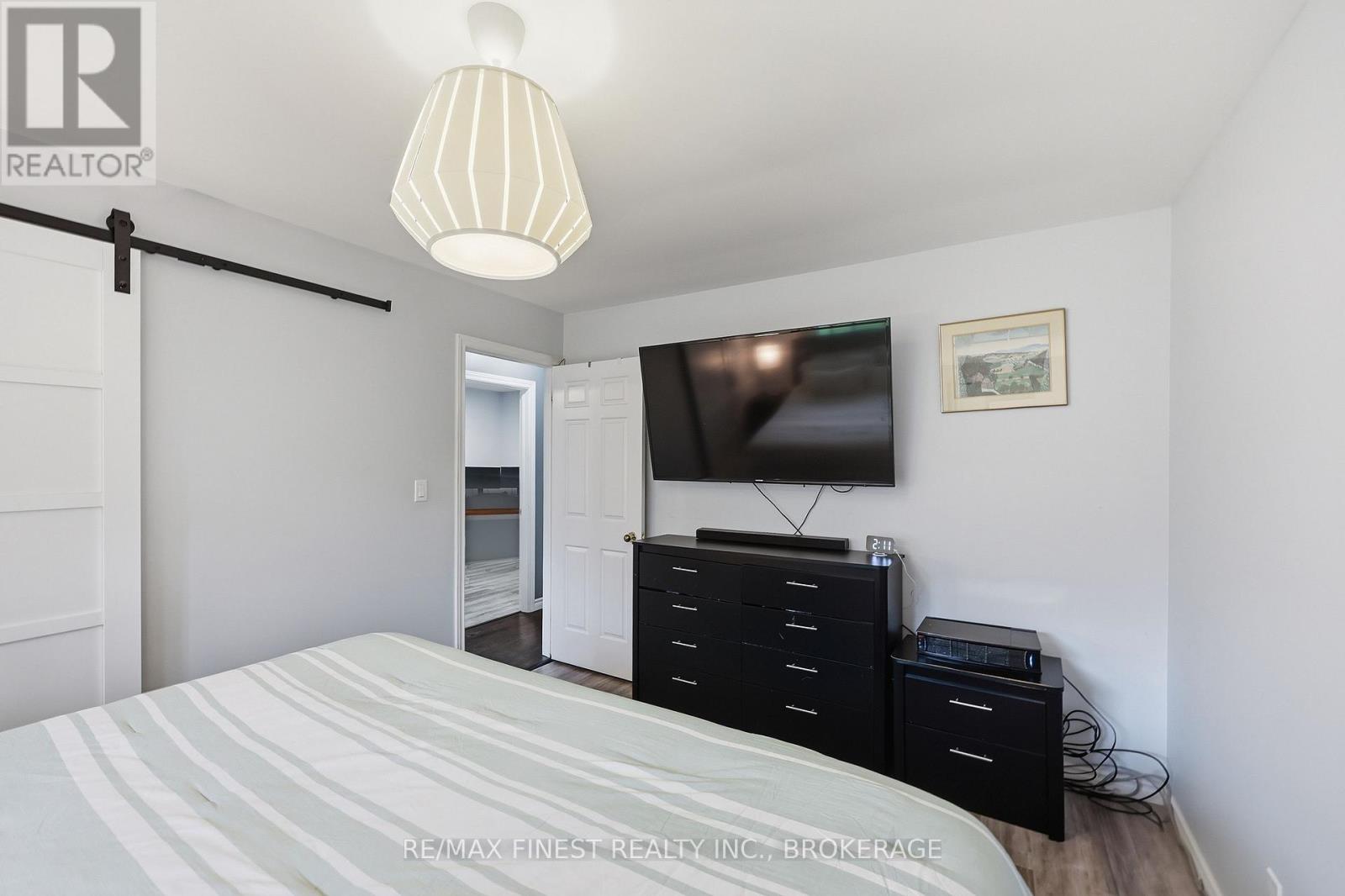 790 HIGH GATE PARK DRIVE - 21