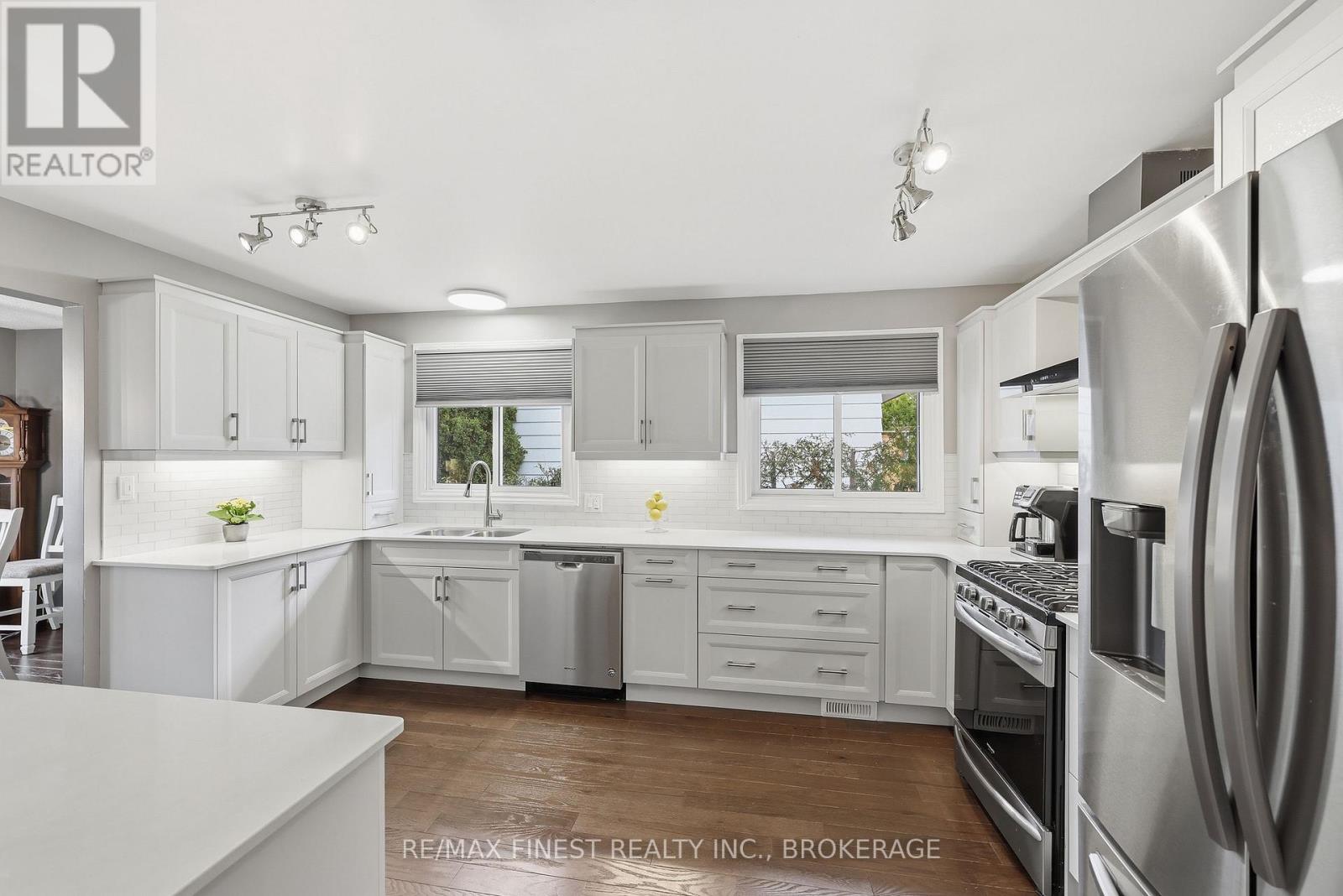 790 HIGH GATE PARK DRIVE - 16