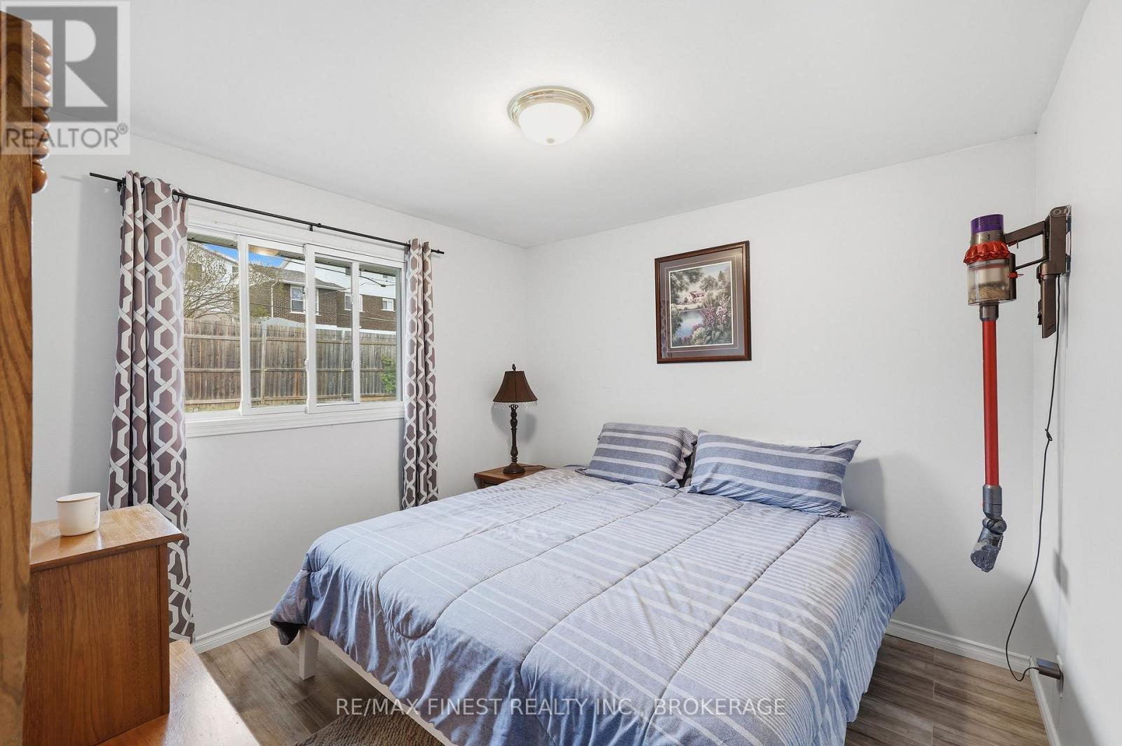 790 HIGH GATE PARK DRIVE - 24