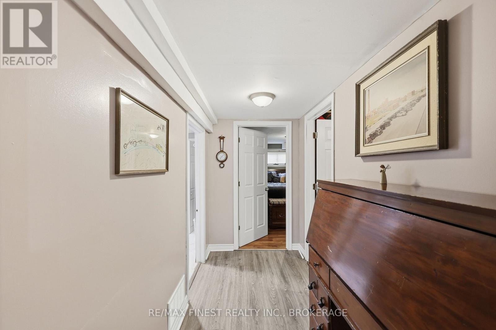 790 HIGH GATE PARK DRIVE - 31