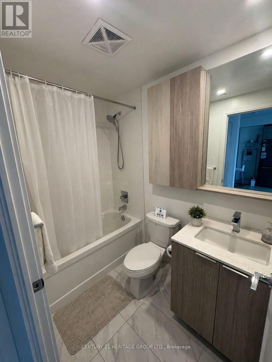 #402 65 ANNIE CRAIG DRIVE - 11