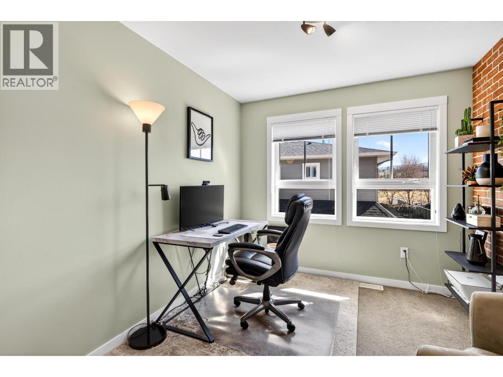 680 Old Meadows Road Unit# 33, Kelowna