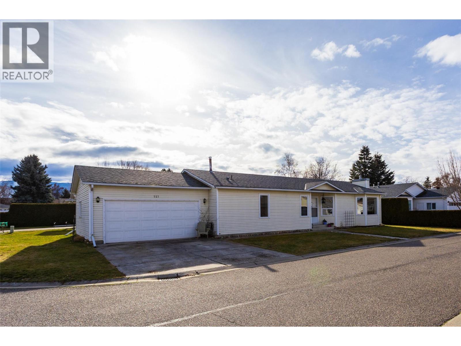 #527 1255 Raymer Avenue - 27