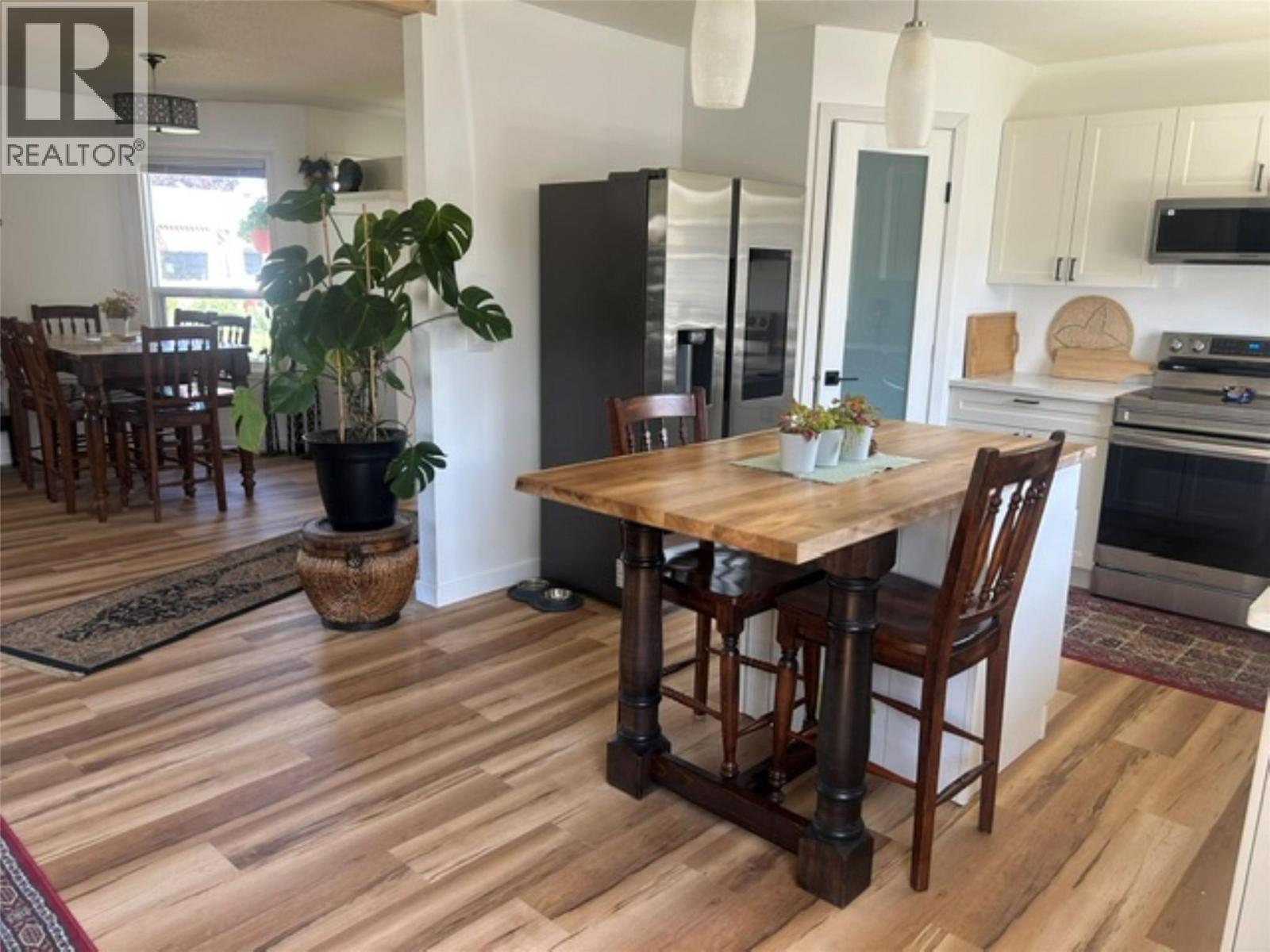 #527 1255 Raymer Avenue - 5