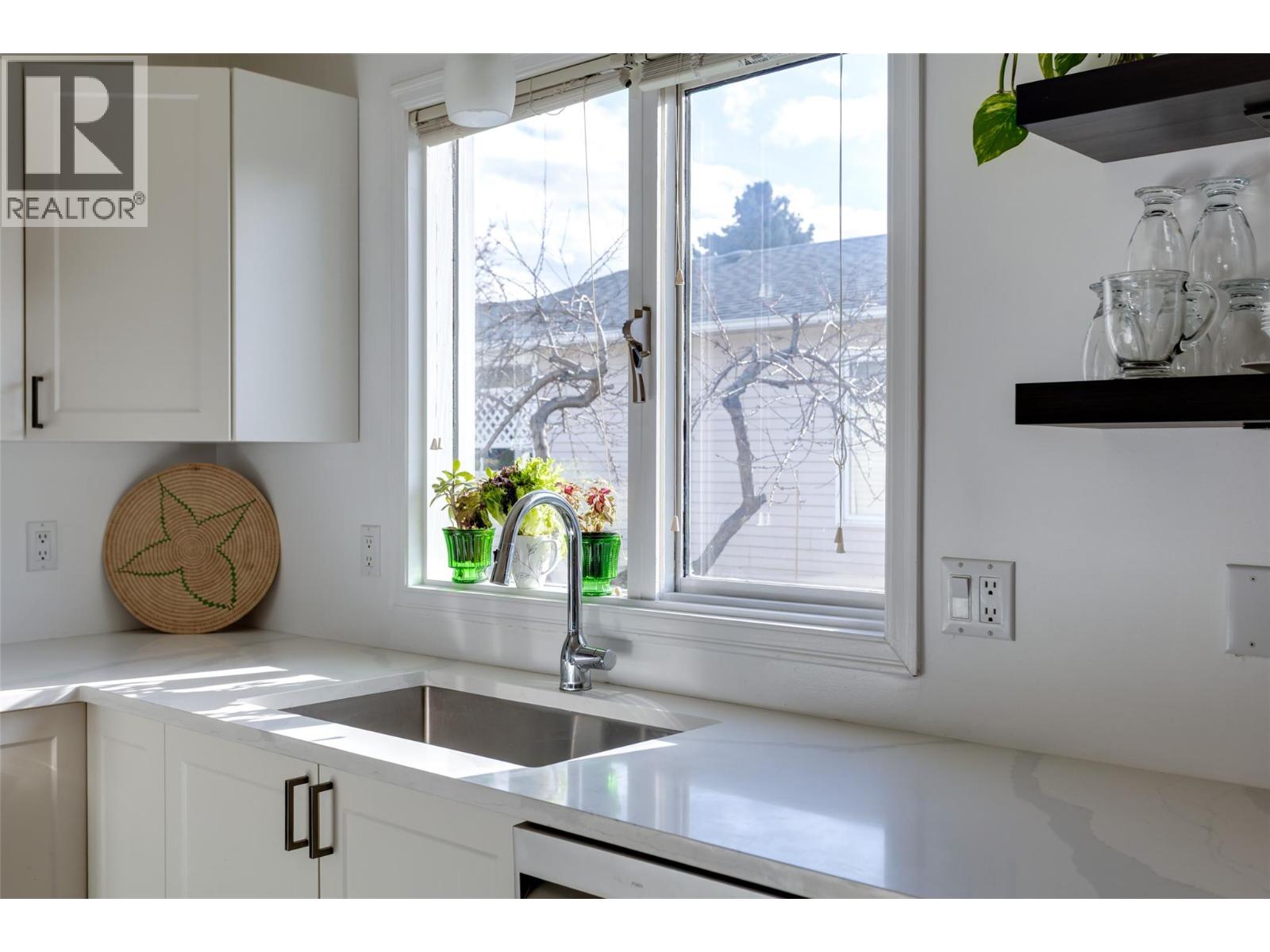 1255 Raymer Avenue Unit# 527, Kelowna