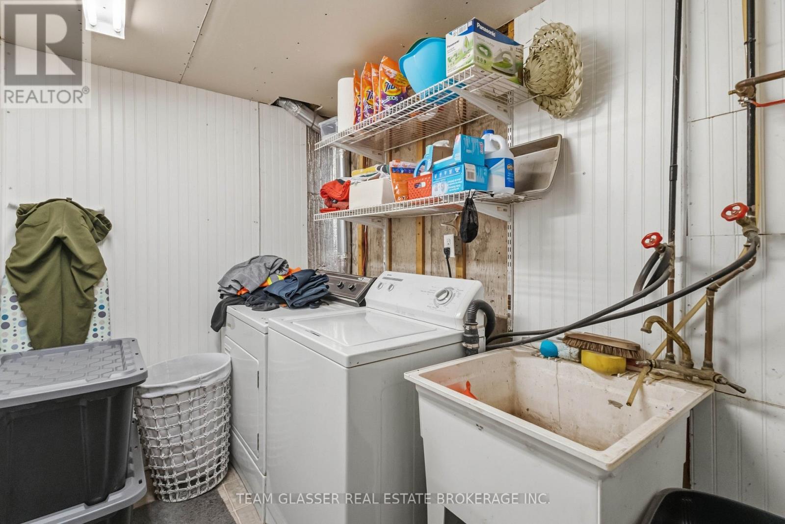 362 CHIPPENDALE CRESCENT - 39