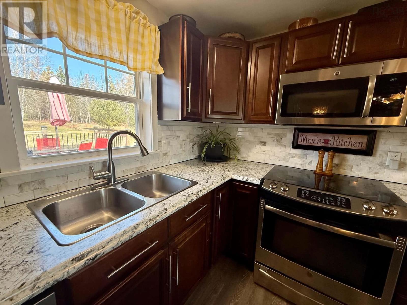 239 Upper River John Road - 16