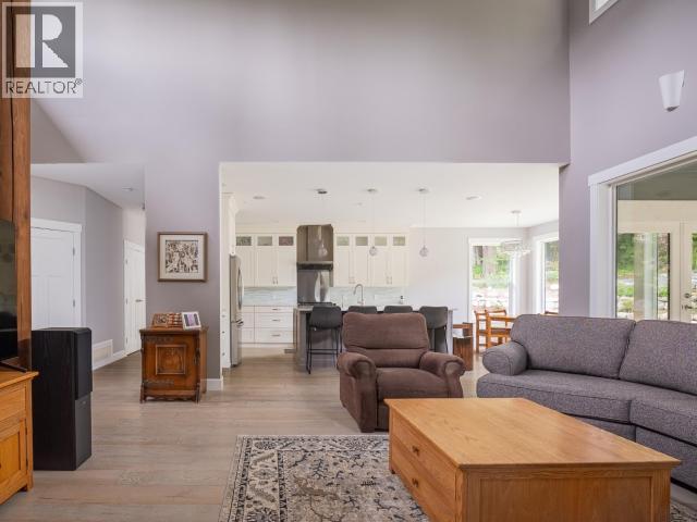 3130 BUTLER RD - 11