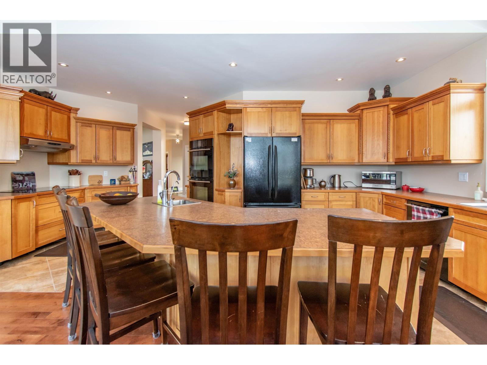 8020 HISLOP ROAD - 10