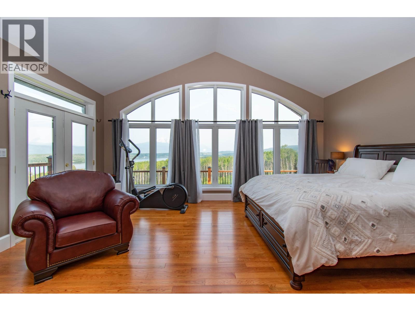 8020 HISLOP ROAD - 17