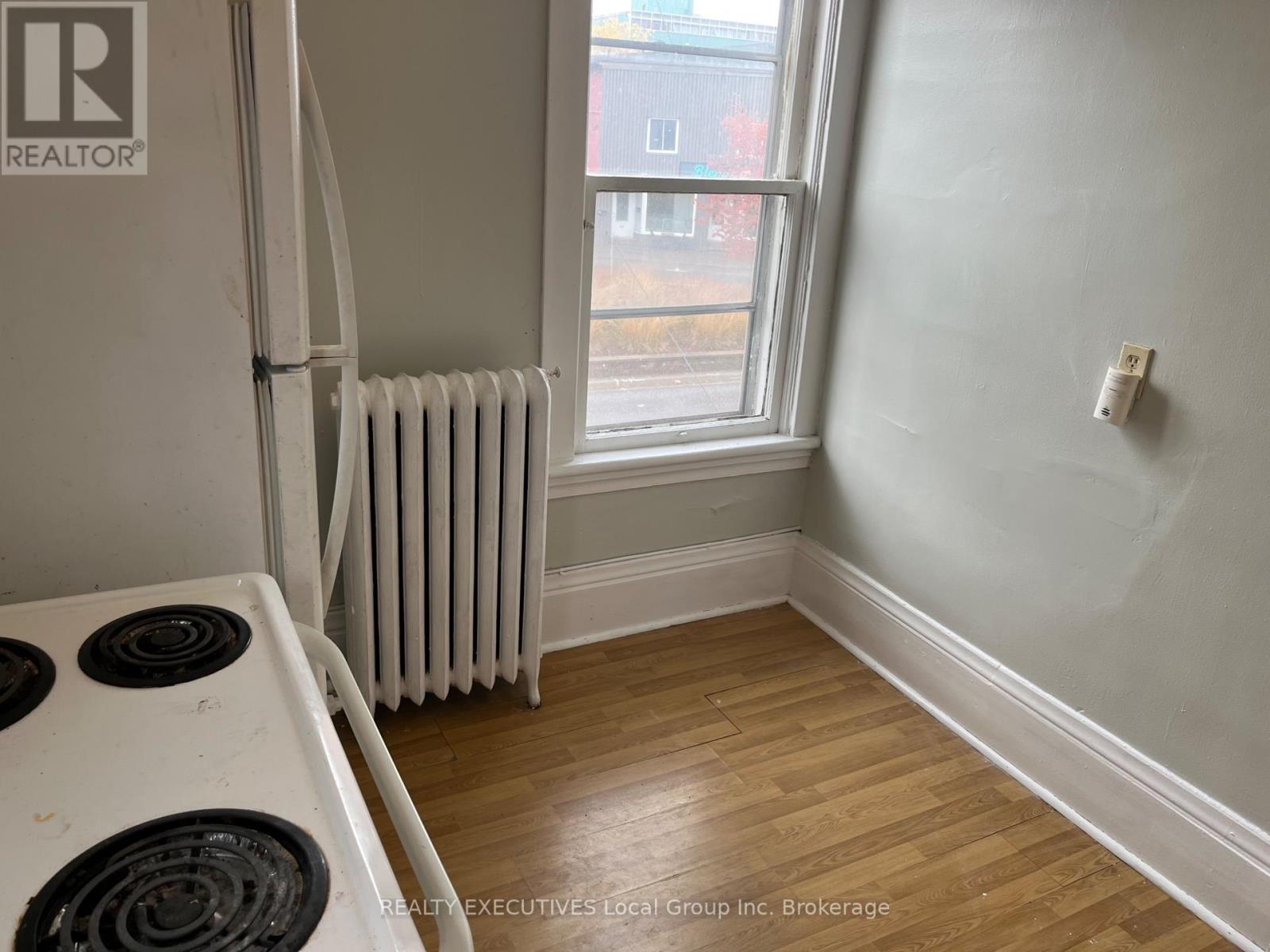 340 MCINTYRE STREET W - 15