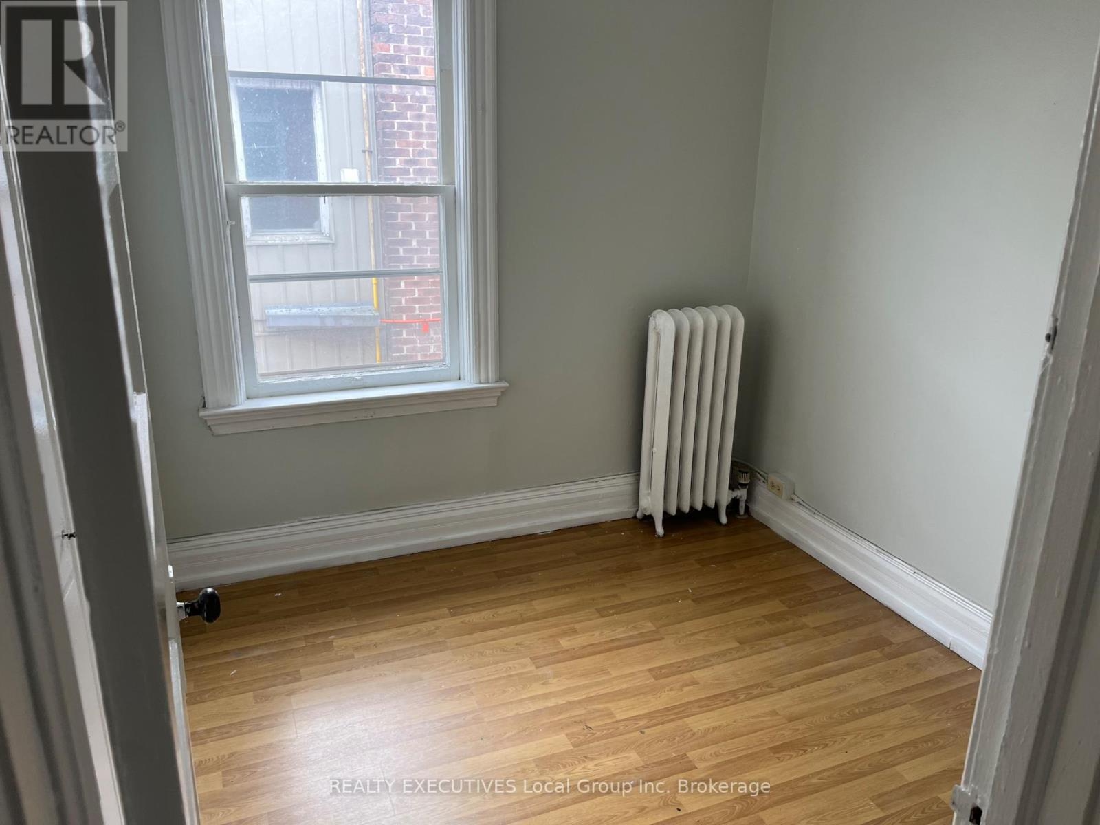 340 MCINTYRE STREET W - 18