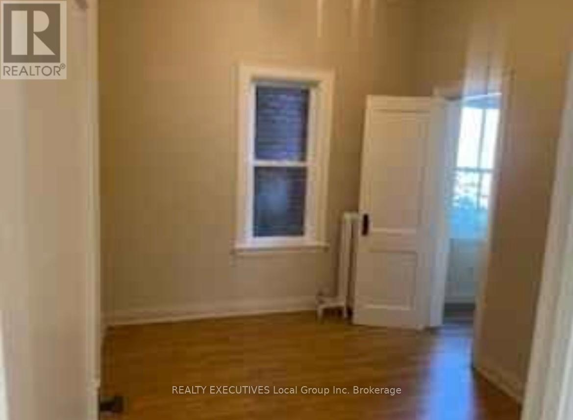 340 MCINTYRE STREET W - 23