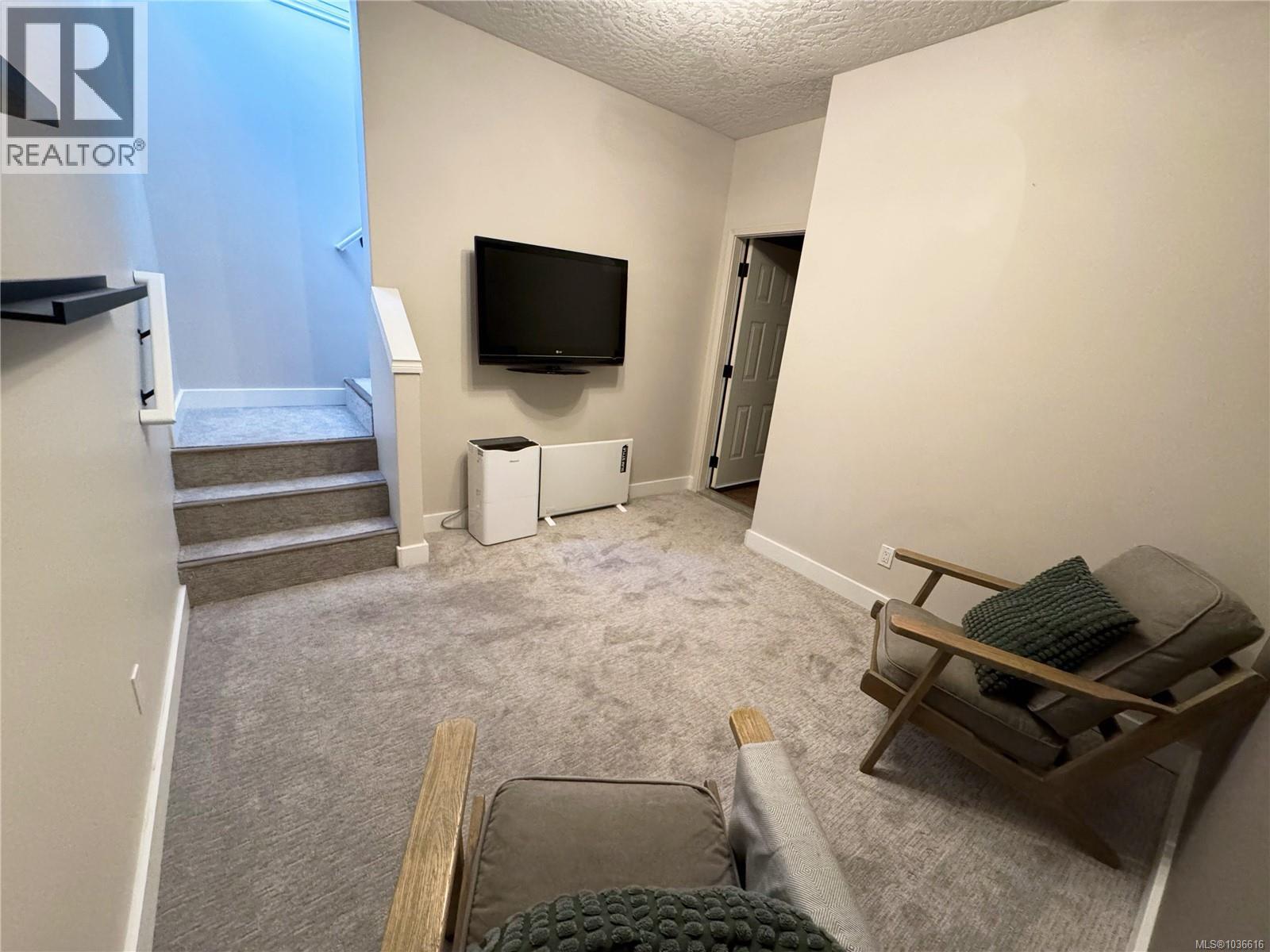 2596 Crystalview Dr - 14