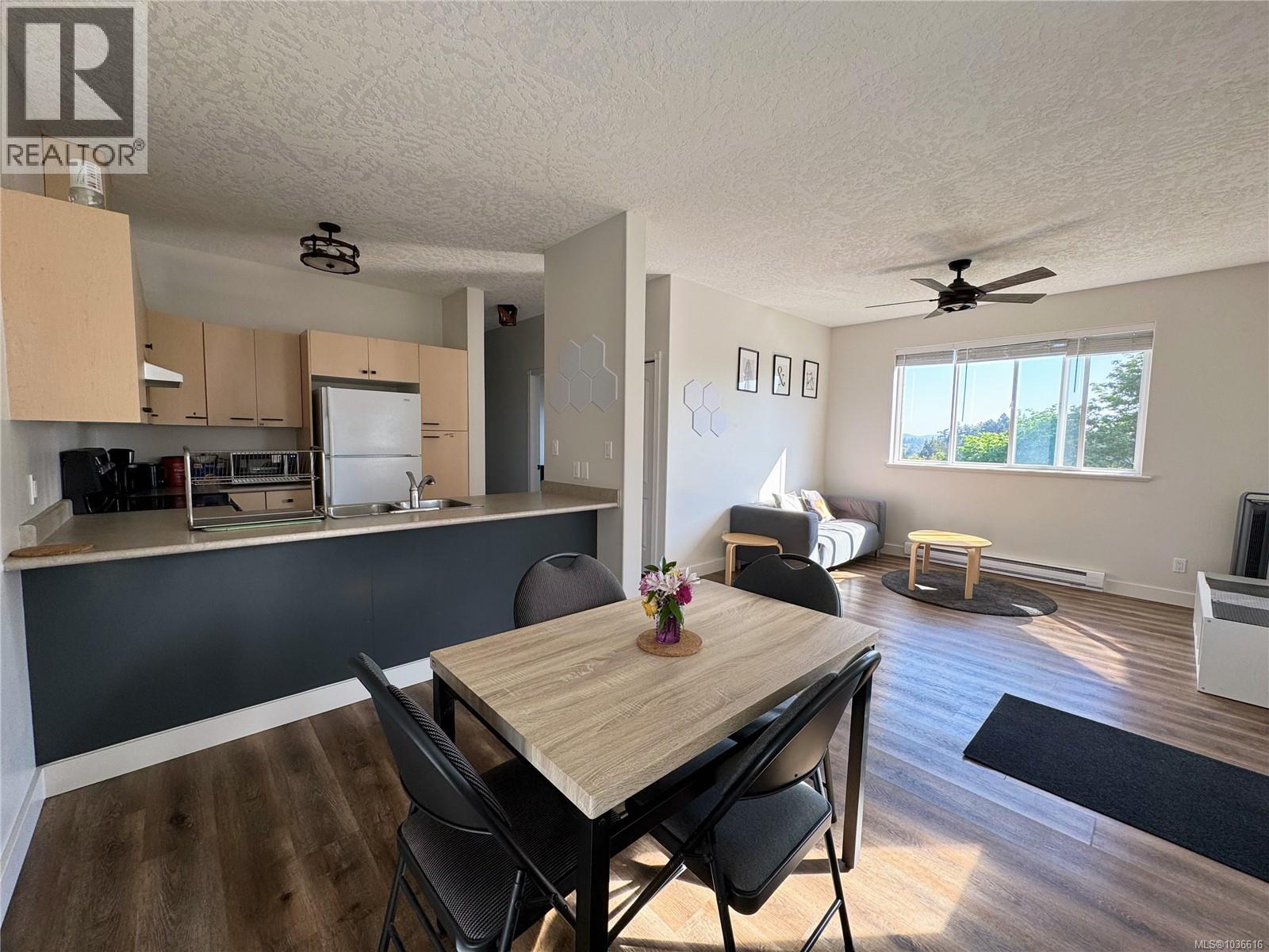 2596 Crystalview Dr - 16