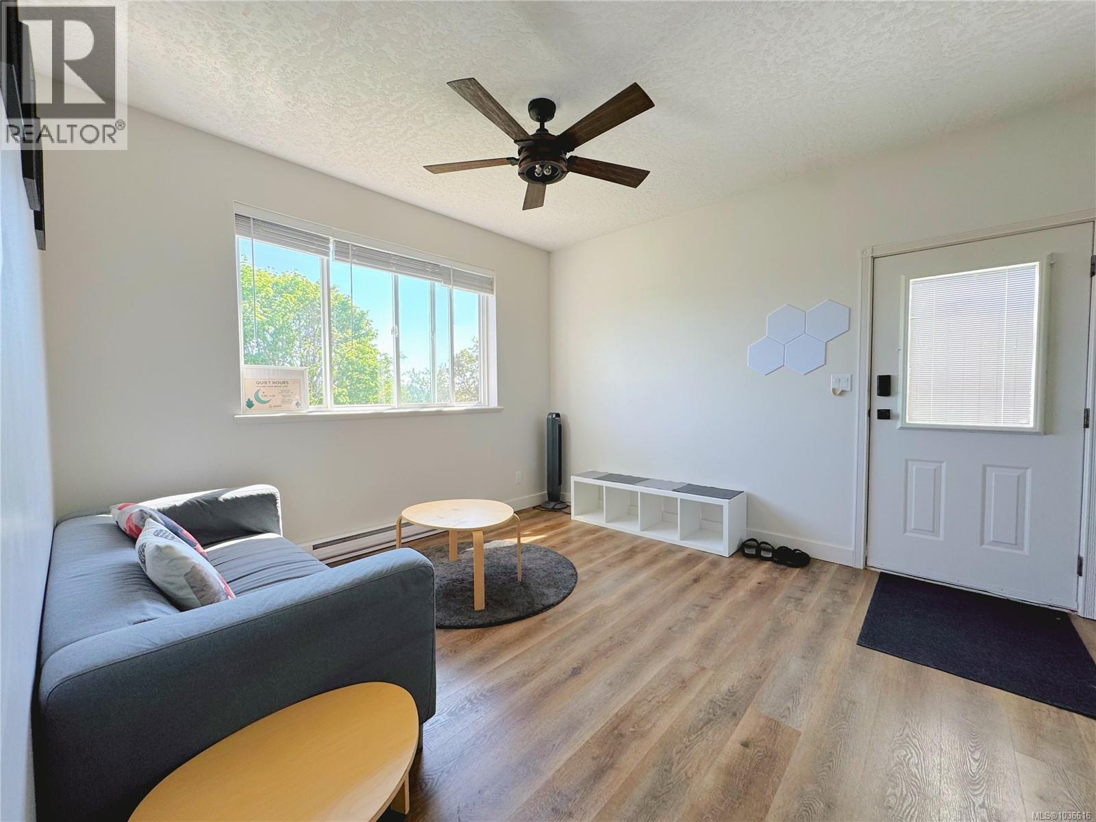 2596 Crystalview Dr - 18