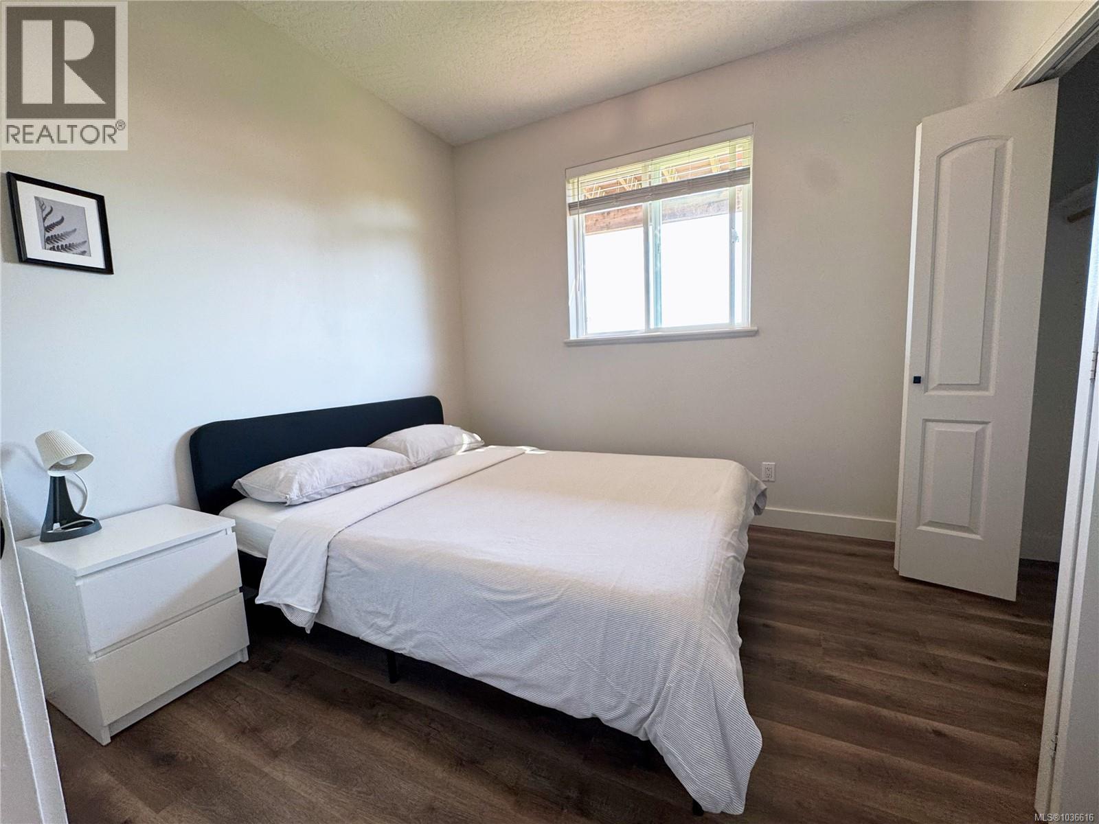 2596 Crystalview Dr - 20