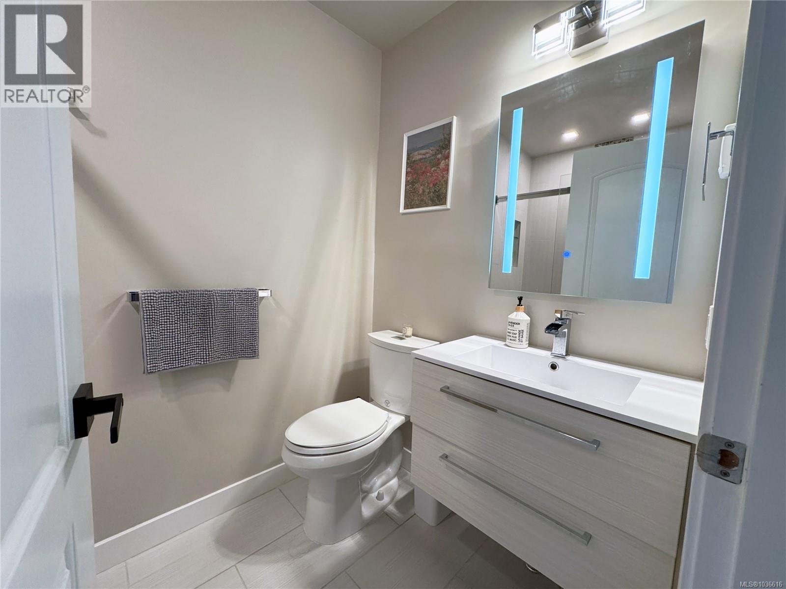 2596 Crystalview Dr - 7