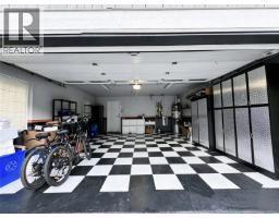 2596 Crystalview Dr, Langford, BC V9B6M9 Photo 21