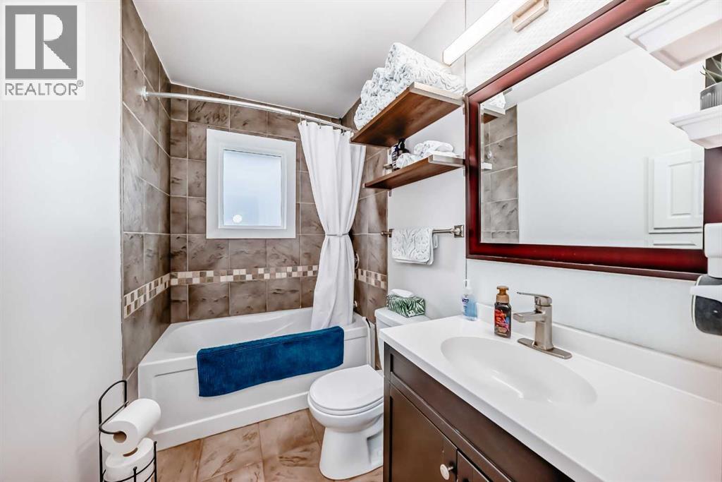 5224 19 Avenue NW - 21
