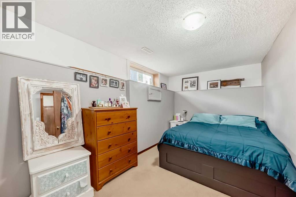 5224 19 Avenue NW - 26