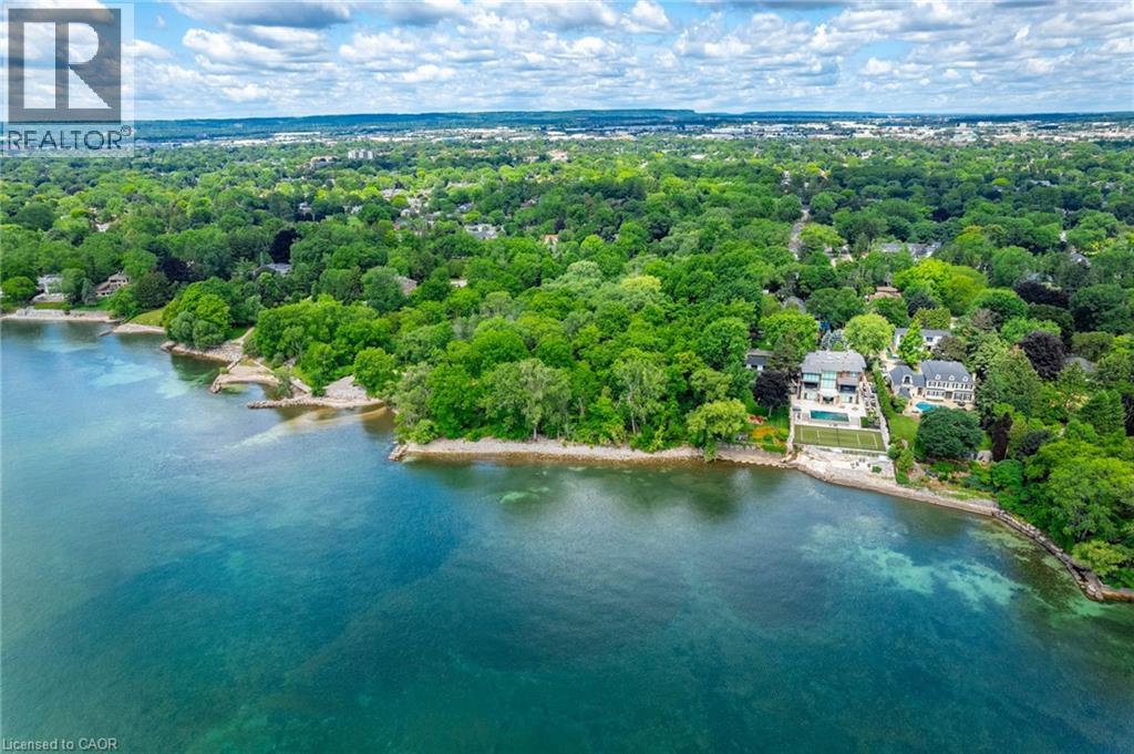 4306 LAKESHORE Road - 37