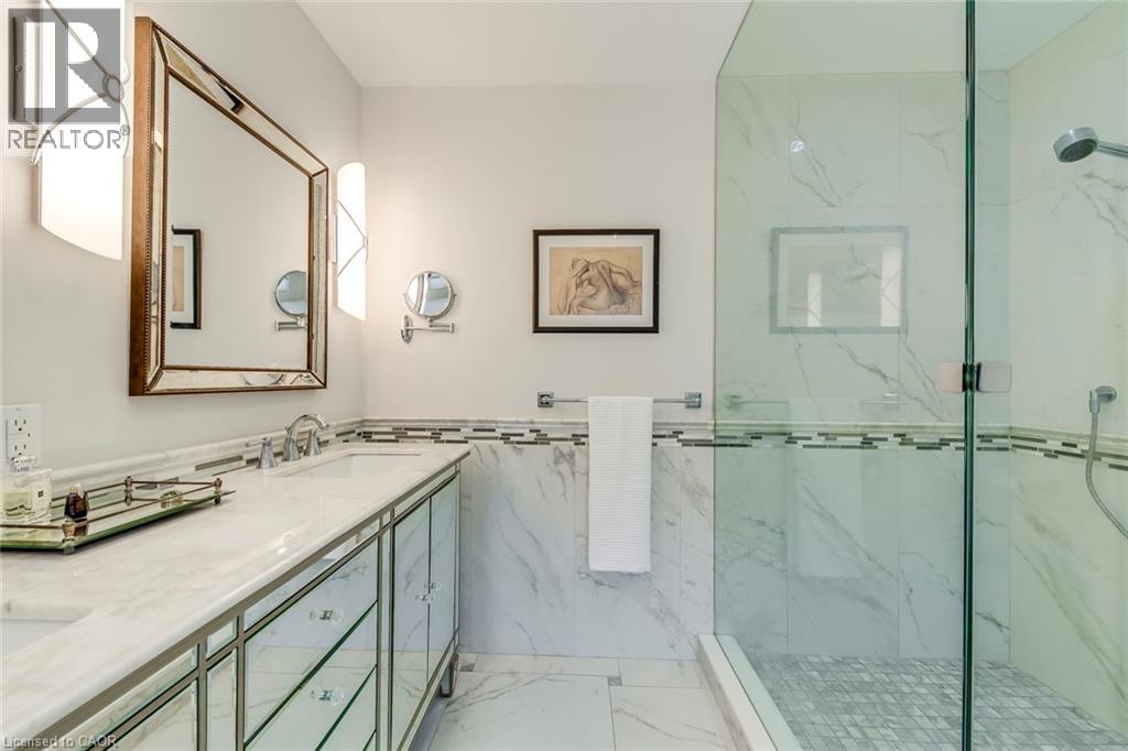 4306 LAKESHORE Road - 17