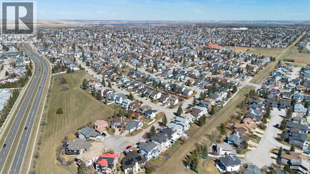 190 Hawkville Close NW - 49