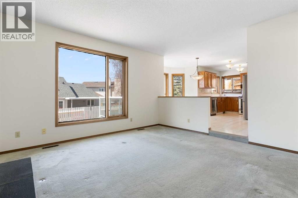 190 Hawkville Close NW - 10