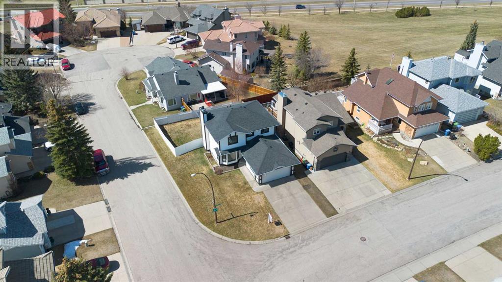 190 Hawkville Close NW - 41