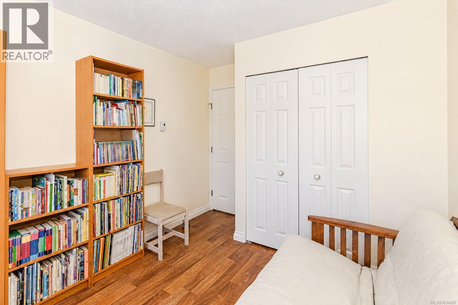 506 420 Linden Avenue, Victoria