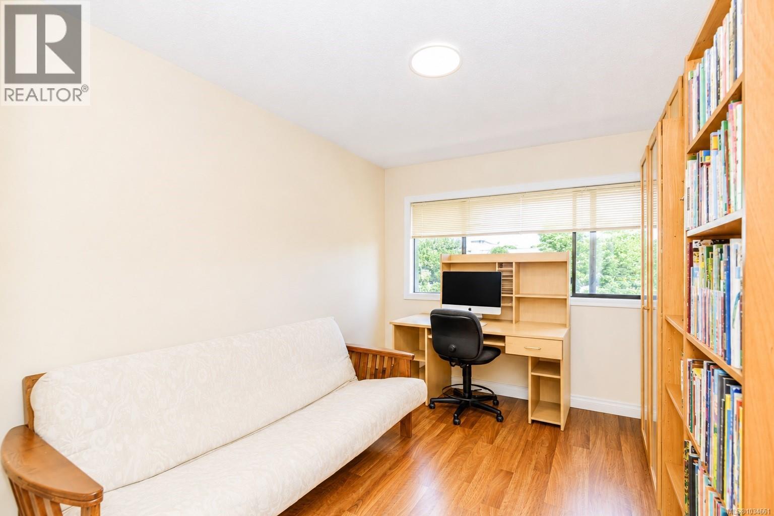 506 420 Linden Avenue, Victoria
