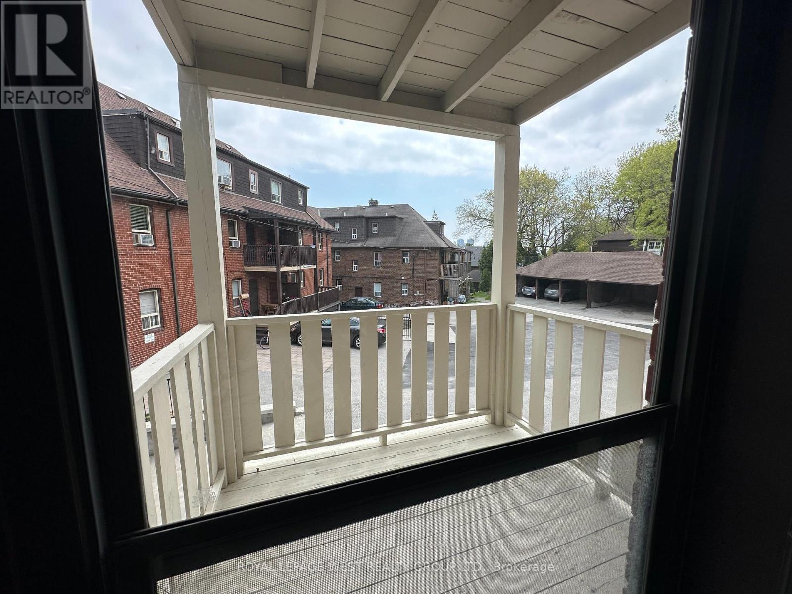 27 MOSSOM ROAD W - 5