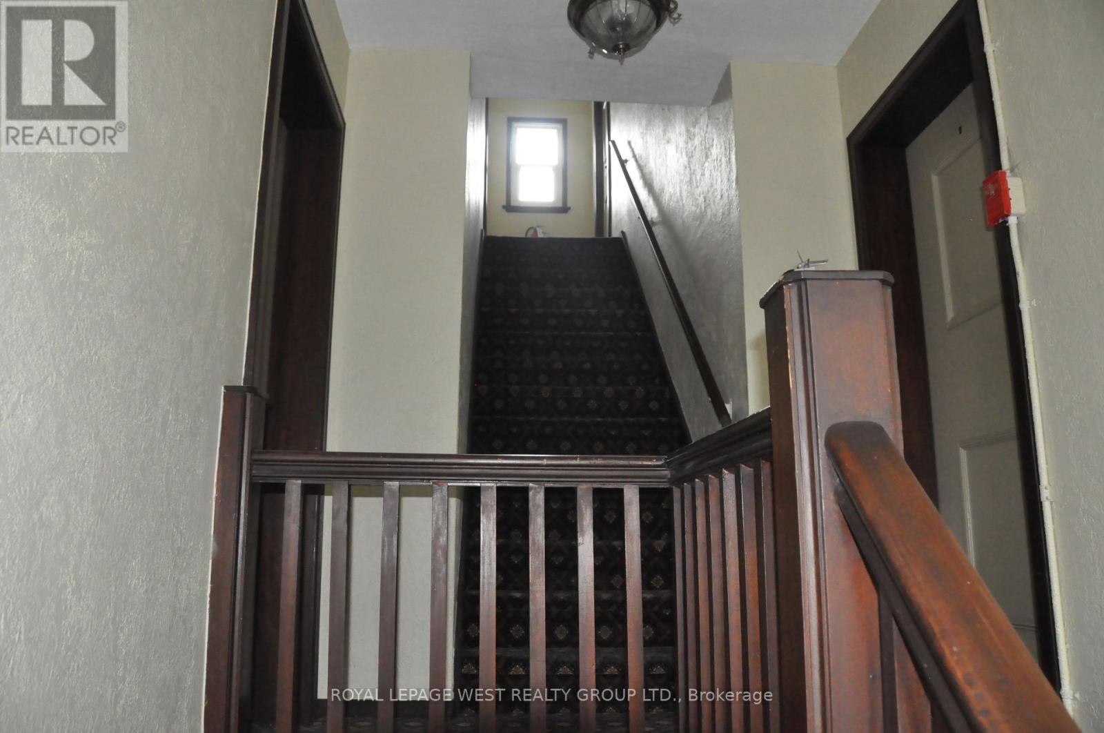27 MOSSOM ROAD W - 6