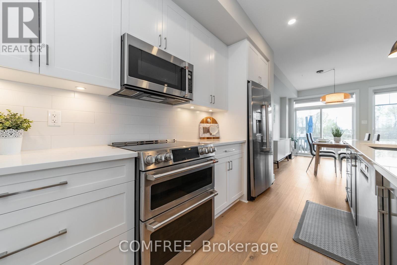 663 PUTNEY CRESCENT - 13