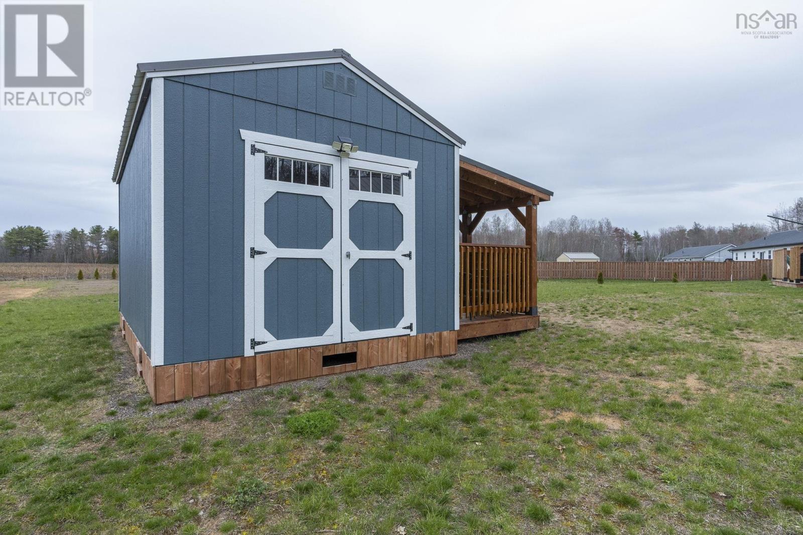 654 Whitman Road - 17